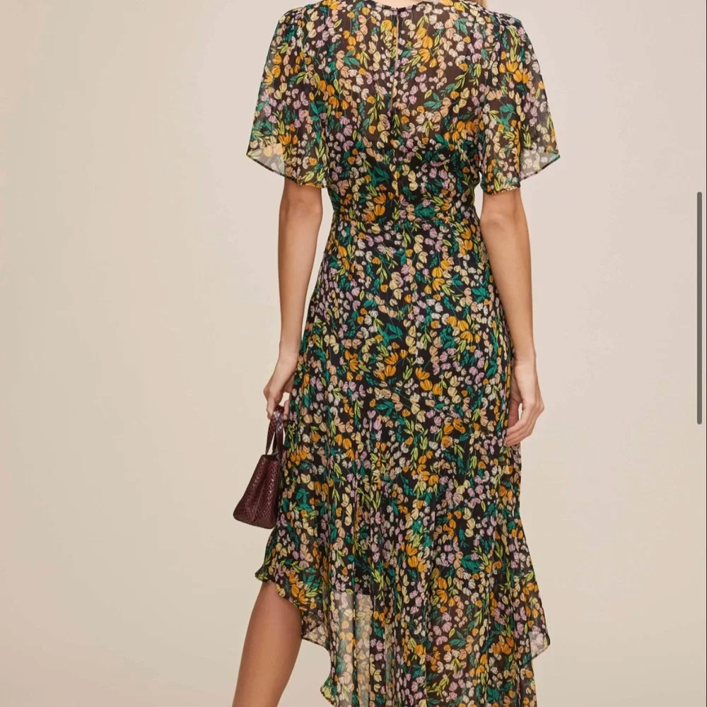 NWOT ASTR FLUTTER SLEEVE FLORAL MAXI - Picture 3 of 3